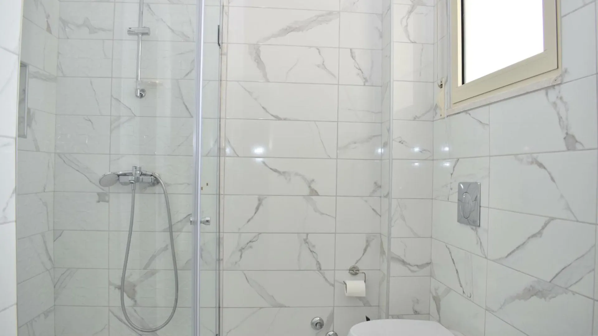 Sunny Beach Apartments - 253 Plazhi San Pietro Albanie