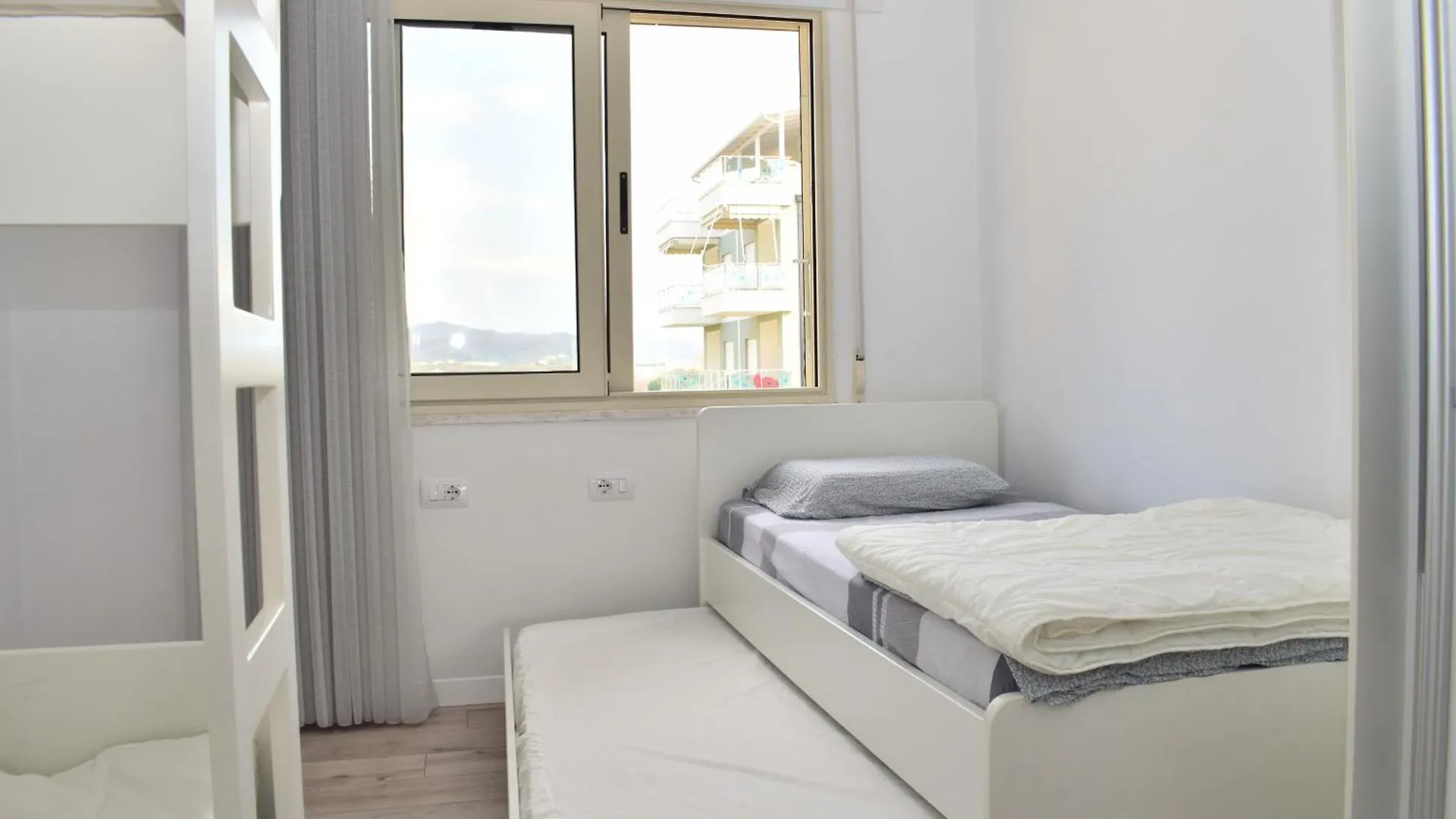 Sunny Beach Apartments - 253 Plazhi San Pietro