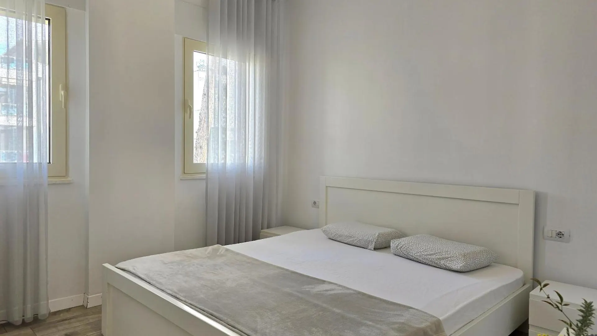 Sunny Beach Apartments - 253 Plazhi San Pietro